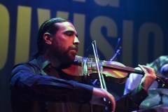 Modern-Woman-11-of-40