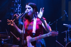 Modern-Woman-4-of-40